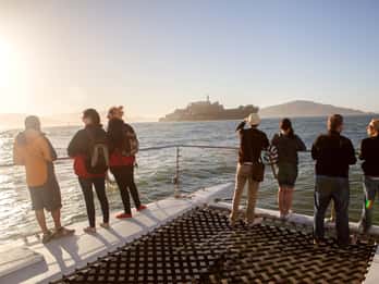 Crucero por la Bahía de San Francisco al Atardecer en Catamarán de Lujo