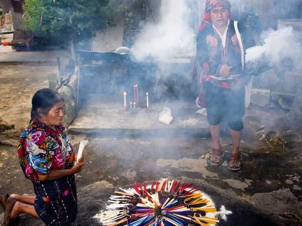 Lago Atitlan: Cerimonia Maya alle Grotte Sacre