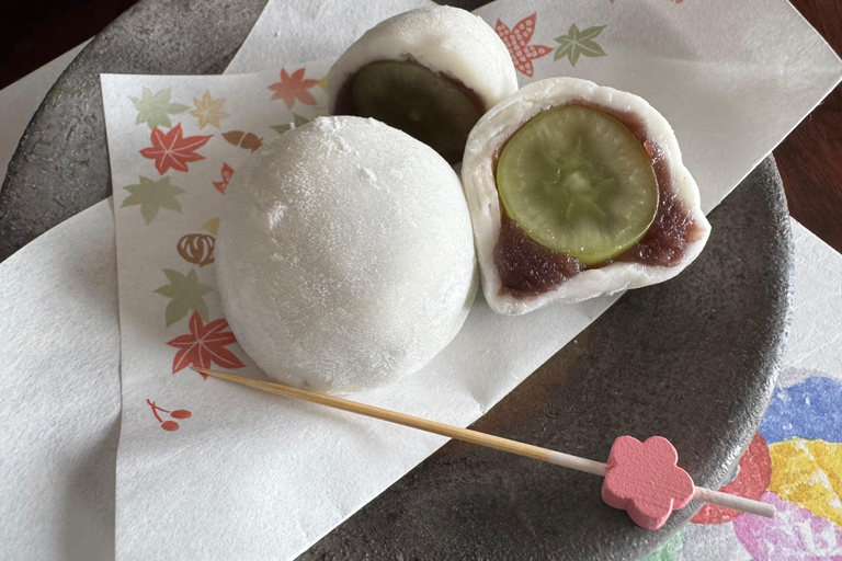 Tokyo Haneda: Hands-On Wappa Bento & Japanese Culture Homemade : Temari Sushi in a Traditional Wappa Bento Box