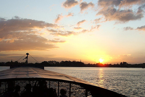 Phnom Penh Dinner Cruise