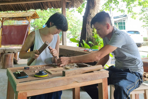 Hoi An: Wood Carving Workshop with Local Craftsmen