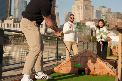 Montreal: Bungee Jump + Mini-golf (Combined Offer) Montreal: Bungee Jumping + Mini Golf (Combined Offer)