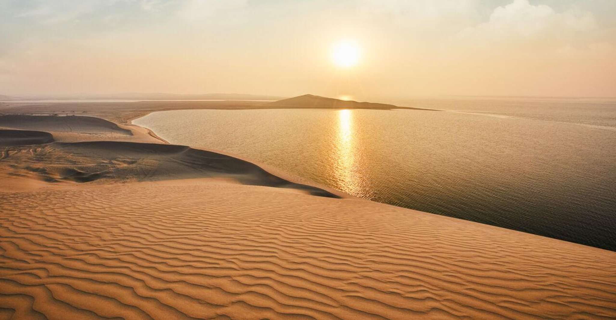 Doha:Sunrise or Sunset Desert Safari Tour with Sand Boarding photo 1
