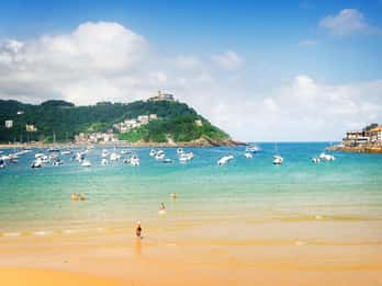 San Sebastian: Express Walk with a Local in 60 minutes