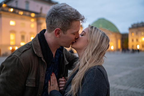 Berlin: Private Photoshoot with Professional Photographer