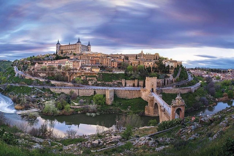 Madrid: Toledo Day Trip with guide tour and Panoramic Train Toledo Day Trip from Madrid with Panoramic Train