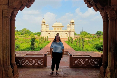 Delhi : Circuit de nuit à Agra avec Fatehpur SikriAvec hébergement dans un hôtel 5 étoiles
