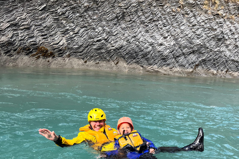Queenstown: rafting en el río Shotover y excursión al cañón SkippersPor la mañana: Rafting en el río Shotover y excursión al cañón Skippers