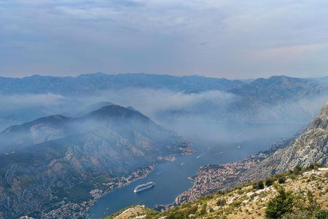 الجبل الأسود: جولة خاصة في Lovćenجولة لوفتشين الخاصة