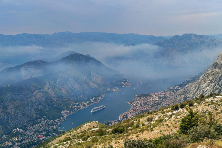 الجبل الأسود: جولة خاصة في Lovćenجولة لوفتشين الخاصة