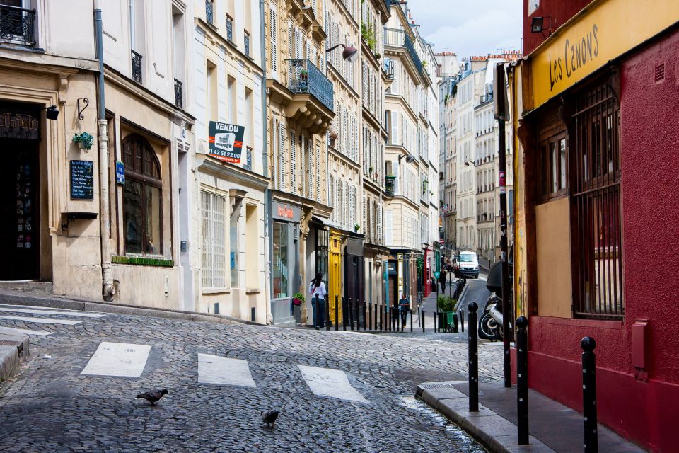 Paris: Montmartre 2-Hour Walking Tour | GetYourGuide