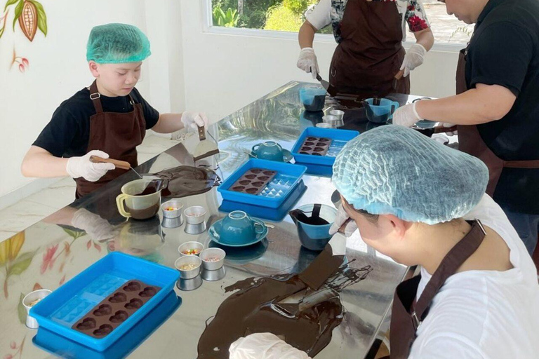 Ubud: Kakaoplantage erkunden, Schokolade herstellen und verkostenErkunden, Herstellen und Verkosten von Schokolade (Treffpunkt vor Ort)