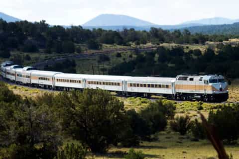 Sedona: Grand Canyon Railway Full-Day Scenic Rail Tour