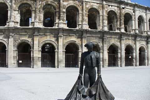 Nimes: 6-Hour Roman Sites & Historical Places Tour