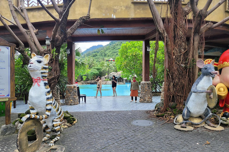 Da Nang: Hot Spring Park Entry with Lunch and Dinner