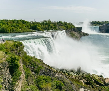 From New York City: Niagara Falls One Day Tour