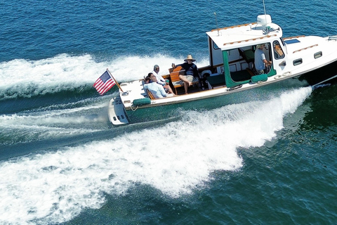 Portland: Scenic Waterfront Boat Cruise - Public & Private Portland: Scenic Public Waterfront Boat Cruise