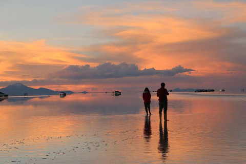 Uyuni salt flat tour from sucre