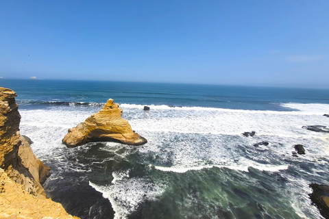 2 days from Lima Ballestas, Paracas, Huacachina and Nazca