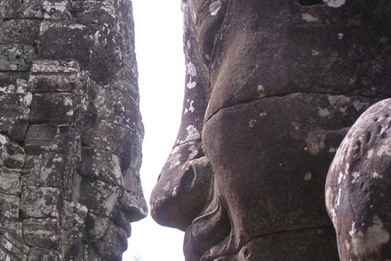 Angkor Wat, Bayon, Ta Prohm y Kbal Spean: Excursión de 2 días