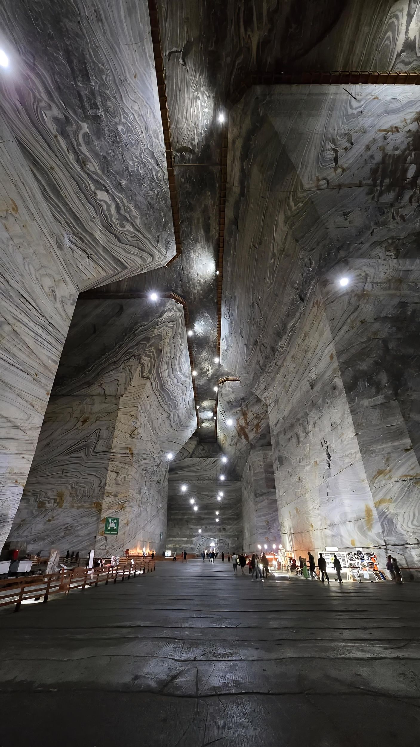 Bukarest: Bustour zum Salzbergwerk & Draculas Grab – Halbtagestour