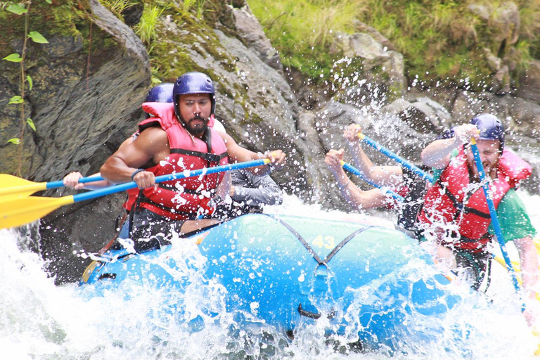 San José: Pacuare Hiking and Rapid Rafting 2-Day Trip