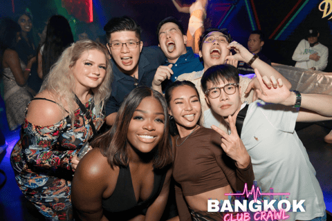 Bangkok: Bar & Club Crawl Experience