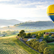 Yarra Valley: Hot Air Balloon Flight & Buffet Breakfast
