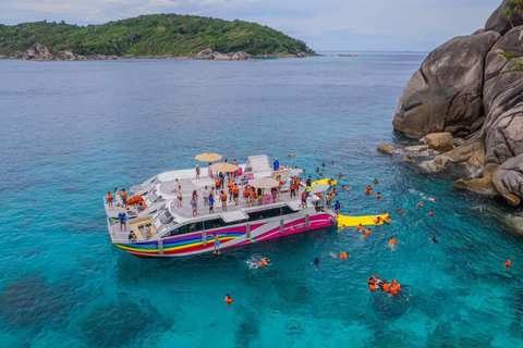 Phuket Excursión de un día a la isla Similan en catamarán de lujo y lancha rápida