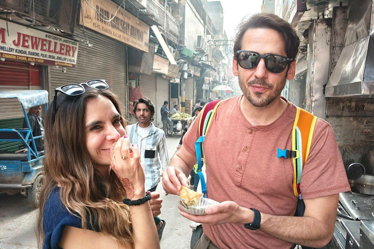 德里：女性导游陪同的旧德里豪华之旅与嘟嘟车体验德里：老德里奢华之旅（女导游陪同，嘟嘟车接送）