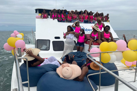 马普托湾夕阳游船