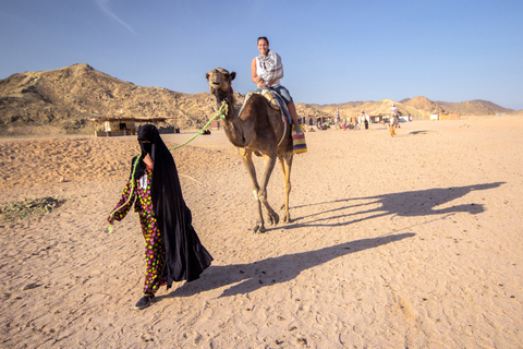 Hurghada: Paseo en camello en quad por el desierto con GoPro opcionalTour privado de 1 hora en quad sin GoPro