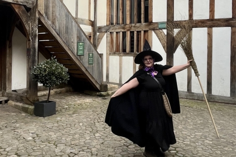 York: recorrido a pie por el casco antiguo de brujas e historiaRecorrido a pie por el casco antiguo de brujas e historia con elaboración de pociones