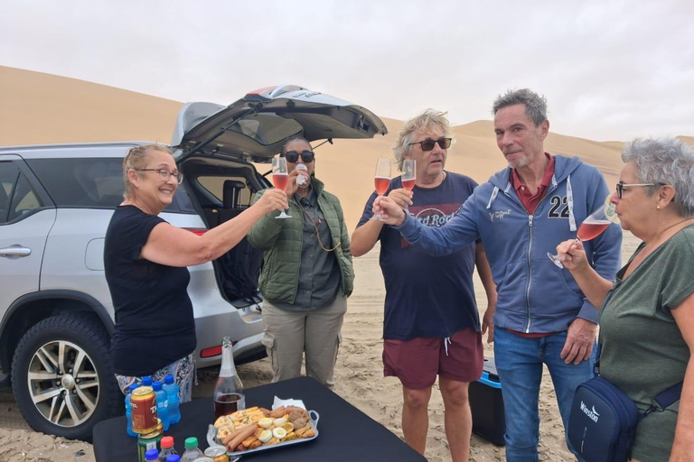 Walvis Bay: Sunset Sandwich Harbour Dune Bashing Tour