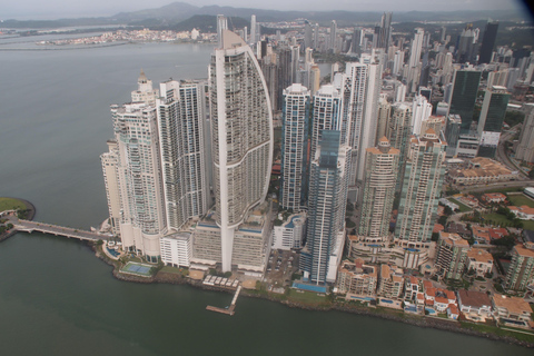 Panama City: Helicopter Tour Over the Panama Canal