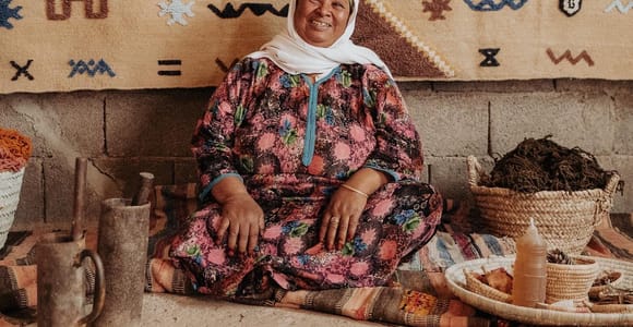Fez: Natural Wool Dyeing Workshop and Souk Visit
