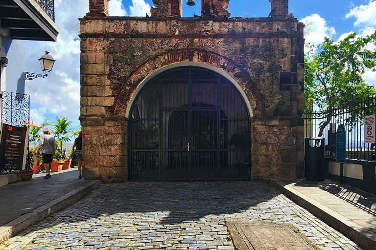 San Juan: Guided City Tour with Photo Stops (Hop-On Hop-Off) Private Tour – Pick-up directly at your location