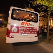 Berlin: 1.5-Hour Comedy Bus Tour in German