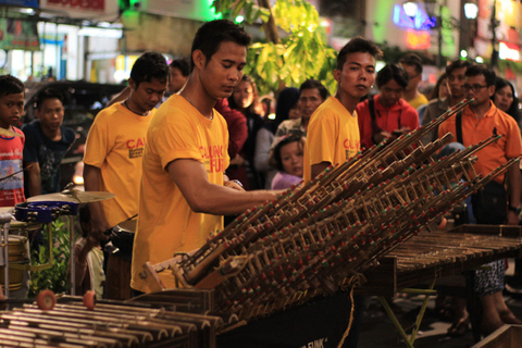 Yogyakarta: Guided City Walk and Food Tour