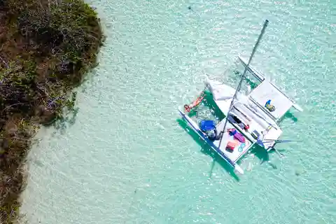 Private Sailboat 4-hour Adventure, Snorkeling, Reef. INCLUDES Beach Club.