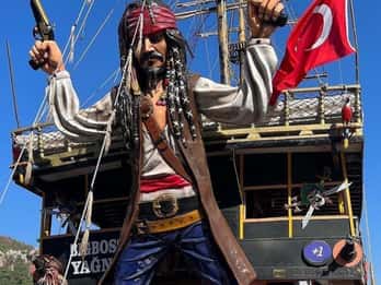 Gita in barca con i pirati di Bigboss Diamond