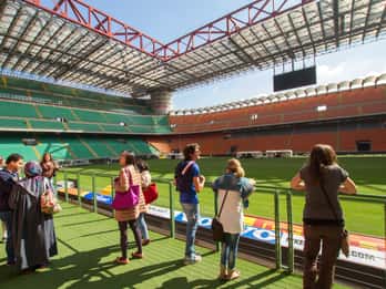 Mailand: San Siro-Stadion und Casa Milan per Sightseeing-Bus Mailand: San Siro-Stadion und Casa Milan per Sightseeing-Bus