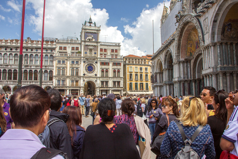 Depuis Milan : journée à Milan avec visite guidéeExcursion en anglais et espagnol