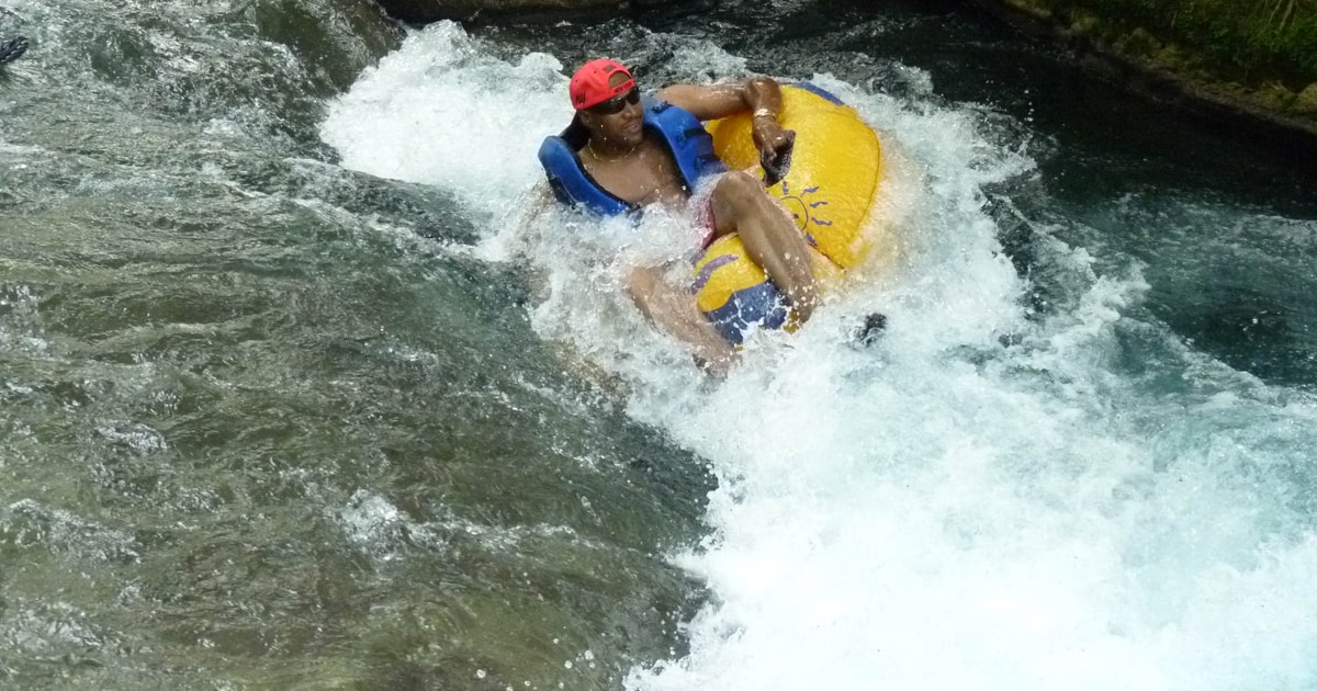 Excursión de 5 horas a Dunn's River Falls & Tubing desde Falmouth