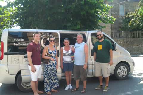 Tuscany: Brunello Half-Day Wine Tour by Minibus