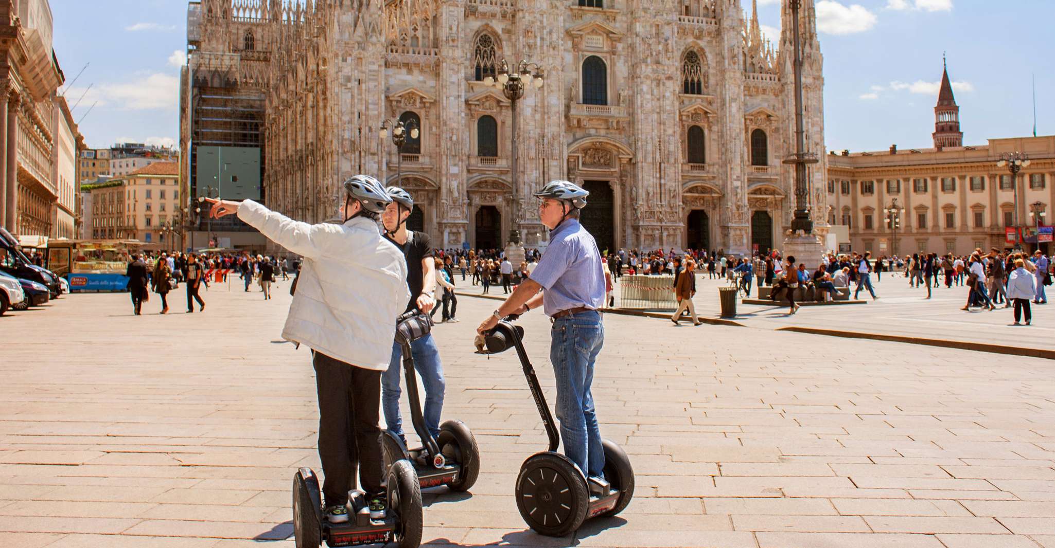 Milan: Sights by Segway Small Group Tour