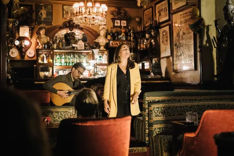 LISBOA REAL, Caminata y Concierto VIP de Fado em Princípe Real