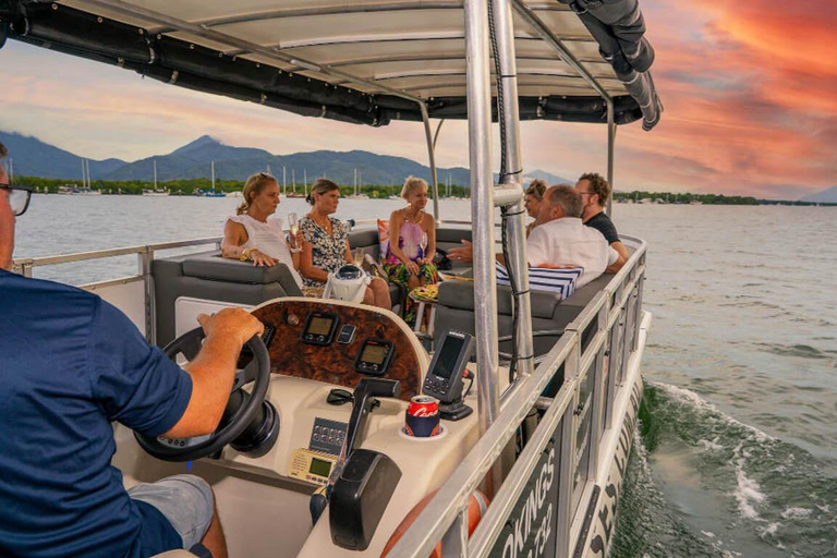 Aqaba: Private Sunset Cruise Boat Tour with Snacks