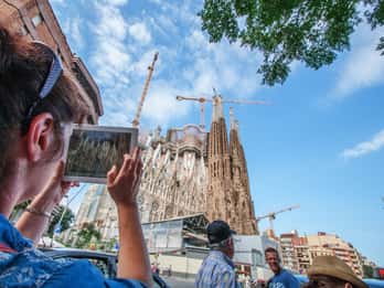 Von der Plaça Catalunya: Sagrada Familia ohne Anstehen Von der Plaça Catalunya: Sagrada Familia ohne Anstehen