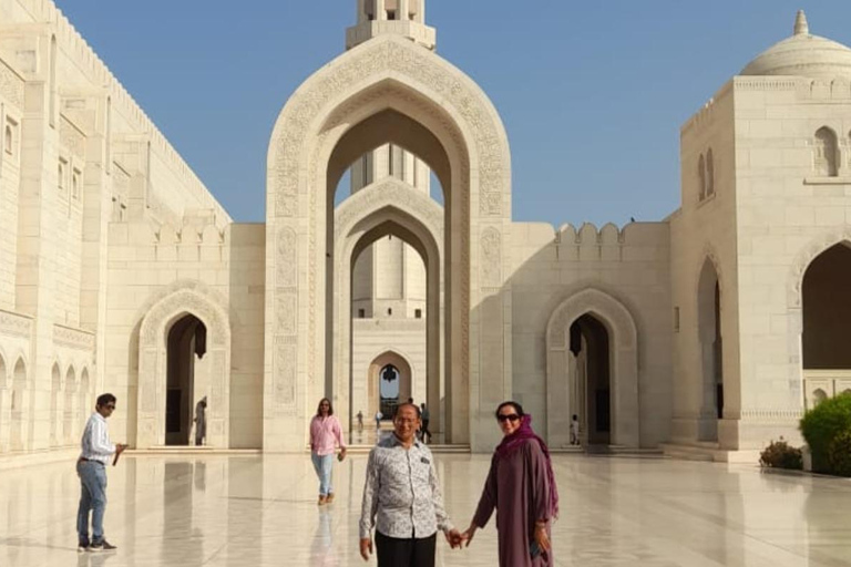 Muscat 3-Hour City Tour: Visit Mosque, Opera & Mutrah Souq